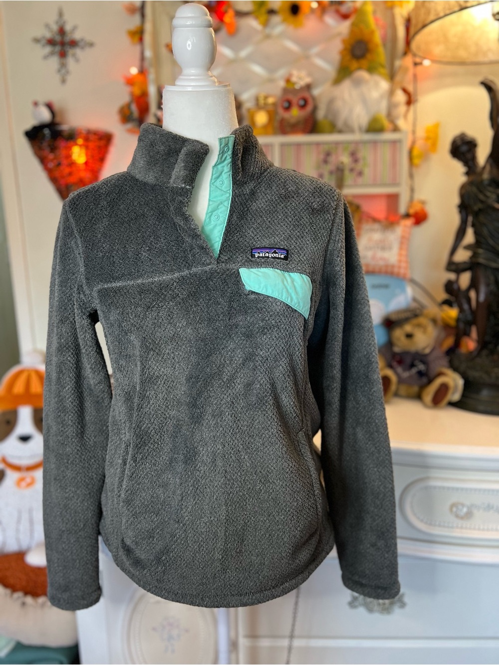 Patagonia Gray Fleece Pullover with Mint Trim